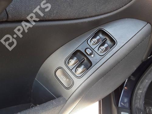 Used Left front window switch Left front window switch MERCEDES-BENZ C-CLASS (W203) C 220 CDI (203.006) (136 hp) 9735369 9735369