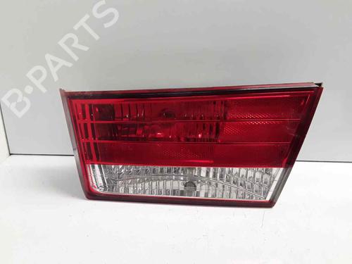 Farolim direito da mala HYUNDAI SONATA V (NF) 2.0 CRDi (140 hp) 30923248