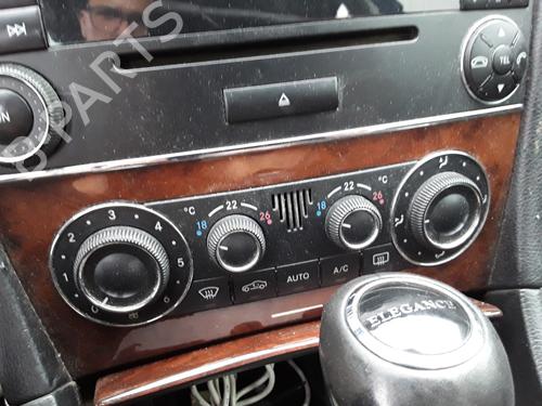 climate-control-mercedes-benz-c-class-w203-2000-2001-2002-2003-2004-2005-2006-2007-36392619 main image