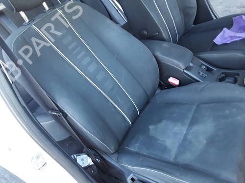 Sæde højre fortil Sæde højre fortil RENAULT MEGANE III Hatchback (BZ0/1_, B3_) [2008-2026] 36025102 36025102