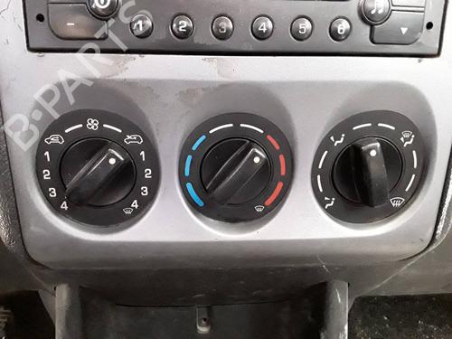 AC Styreenhet / Manøvreringsenhet CITROËN BERLINGO / BERLINGO FIRST MPV (MF_, GJK_, GFK_) 1.6 HDI 75 (MF9HW, GJ9HWC, GF9HWC, GN9HWC) (75 hp) 10156897