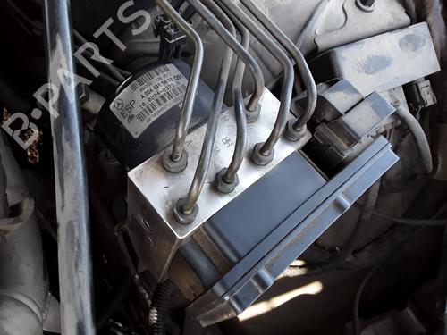 Abs pomp MERCEDES-BENZ C-CLASS (W203) C 220 CDI (203.006, 203.008) (143 hp) 10372312