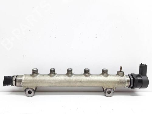Used Injection rail KIA RIO II (JB) 1.5 CRDi (110 hp) 10079873