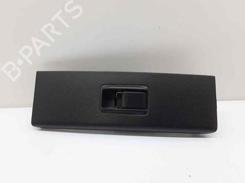 Used Right front window switch TOYOTA COROLLA Verso (ZER_, ZZE12_, R1_) 2.2 D-4D (AUR10_, AUR10R) (136 hp) 32328714