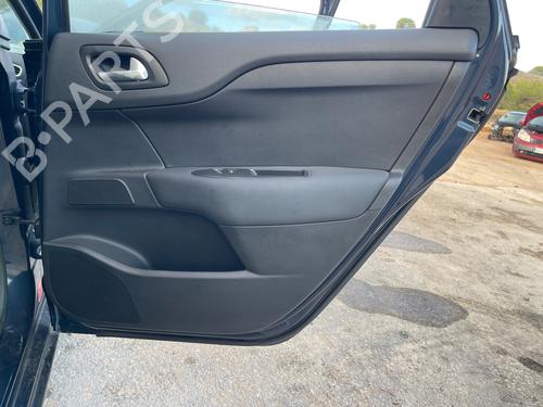 Bageste højre beklædning CITROËN C4 II (NC_) [2009-2025]  31117934