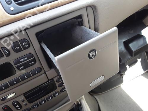 cupobject-holder-jaguar-s-type-ii-x200-1998-1999-2000-2001-2002-2003-2004-2005-2006-2007-2008-35737928 main image