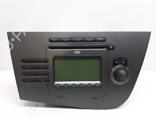 Radio SEAT LEON (1P1)  | BP8645771E6 