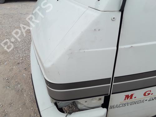 Used Left front fenders NISSAN TRADE Van [1993-1998]  18908552