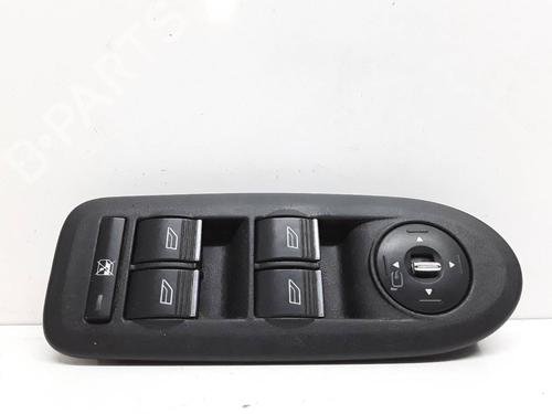 Used Left front window switch FORD KUGA I [2008-2012]  9436824