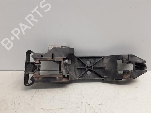 Used Front right interior door handle NISSAN MICRA III (K12) 1.2 16V (80 hp) 18908757