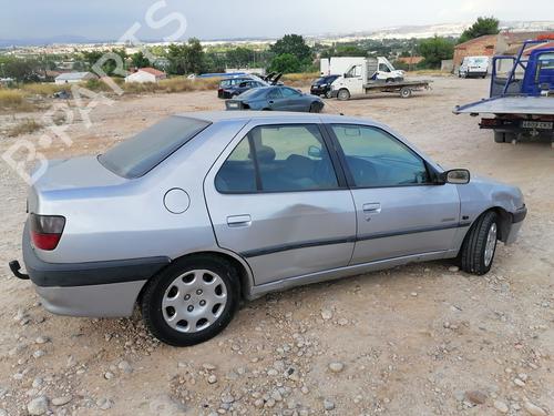 Right headlight PEUGEOT 306 (7B, N3, N5) 1.9 STD | BP8274291C29