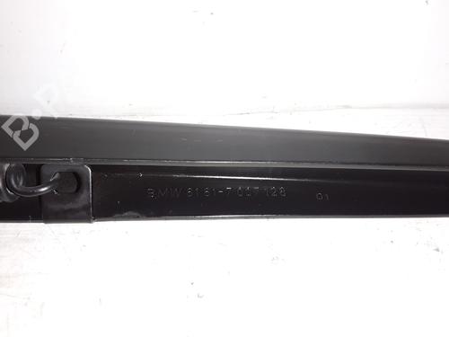 Front windshield wiper arm BMW 3 Touring (E46) 330 i | BP9678885C143 