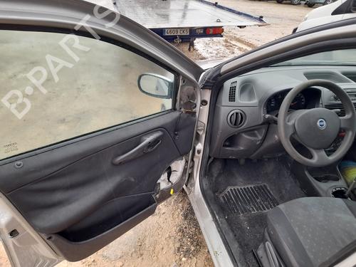 Fuse box FIAT PUNTO Hatchback Van (188_) 1.2 60 | BP9811420E1 