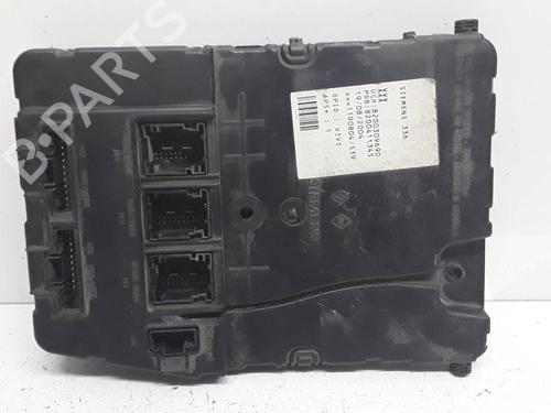 Fuse box RENAULT MEGANE II Saloon (LM0/1_) | BP13021896E1