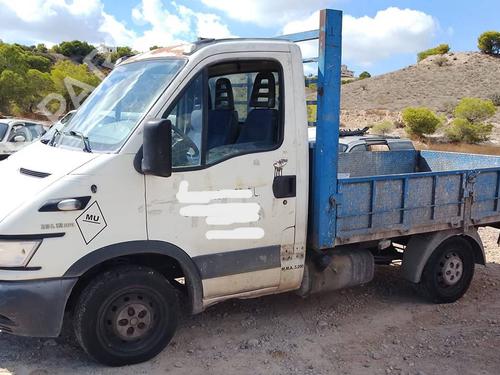 Left front indicator IVECO DAILY III Van 29 L 12 V (ALKA41A2, ALLA52A2, ALKA42A2) | BP40022926C32 - Image 13