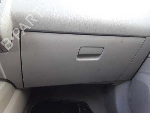Used Glove box NISSAN TIIDA Hatchback (C11) 1.6 (110 hp) 15720648