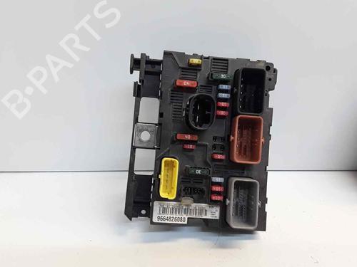 Used Fuse box Fuse box CITROËN C4 Coupe (LA_) 1.6 HDi (109 hp) 34571150 34571150