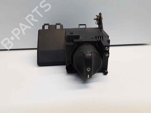 Used Headlight switch Headlight switch MERCEDES-BENZ E-CLASS (W210) E 300 Turbo-D (210.025) (177 hp) 33264003 33264003