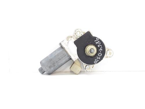 Moteur de lève-vitre avant droit MERCEDES-BENZ E-CLASS (W211) E 270 CDI (211.016) (177 hp) 13543735