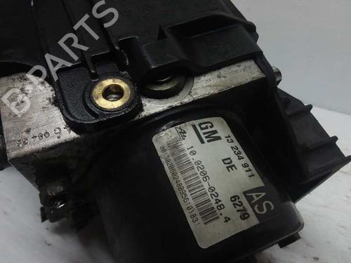 Used ABS pump OPEL ZAFIRA / ZAFIRA FAMILY B (A05) 1.9 CDTI (M75) (120 hp) 7471626