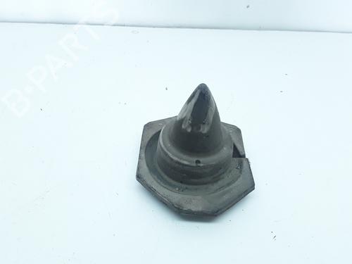 Used Left front suspension arm NISSAN QASHQAI II (J11, J11_) [2013-2025]  12540590