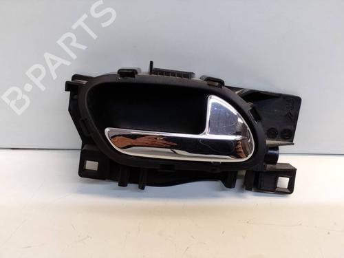 Used Front right interior door handle Front right interior door handle 38674880 38674880
