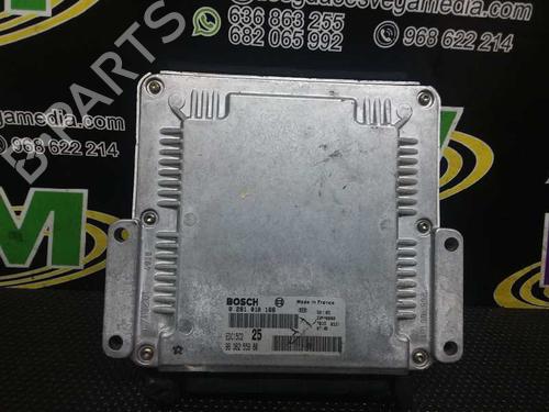 Used Engine control unit (ECU) PEUGEOT 406 (8B) [1995-2005]  7468523