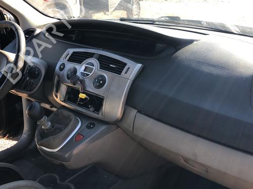 Engine RENAULT SCÉNIC II (JM0/1_) | BP31281851M1