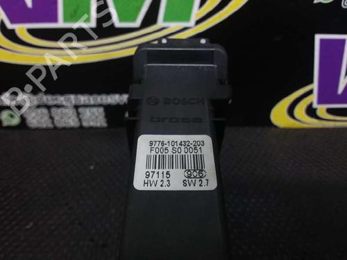 Portierruitmotor linksvoor SEAT LEON (1M1)  | BP7468986E21 