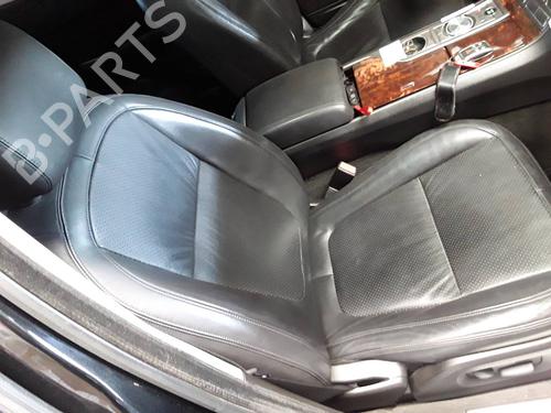 Used Right front seat JAGUAR XF I (X250) 2.7 D (207 hp) 19539024