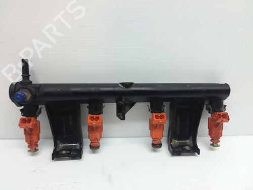 Used Injection rail CITROËN XSARA (N1) 1.6 16V (109 hp) 7470978