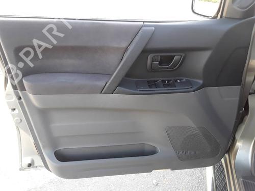 Forreste venstre beklædning MITSUBISHI PAJERO III (V7_W, V6_W) 3.2 Di-D (V68W, V78W) (165 hp) 11381884