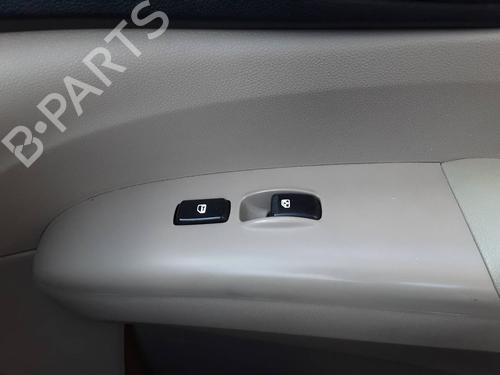 Used Right front window switch KIA CARNIVAL / GRAND CARNIVAL III (VQ) 2.9 CRDi (185 hp) 17201485