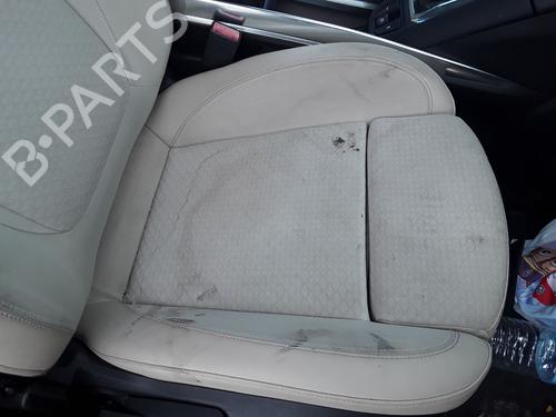 Used Right front seat OPEL ZAFIRA TOURER C (P12) [2011-2025]  21531615