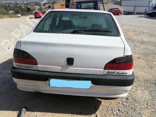 Left taillight PEUGEOT 306 (7B, N3, N5) 1.9 SLD | BP9532653C34 