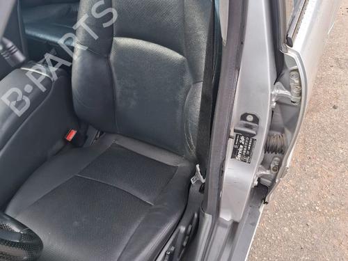 Used Left front seat MERCEDES-BENZ C-CLASS (W203) C 220 CDI (203.006) (136 hp) 31906665