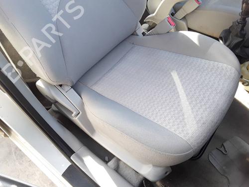 Stol høyre foran HYUNDAI ACCENT III (MC) 1.5 CRDi GLS (110 hp) 8912515