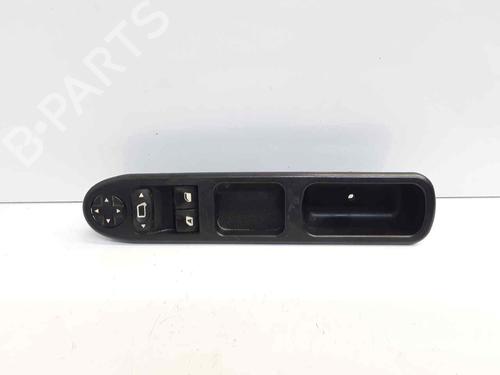Used Left front window switch Left front window switch PEUGEOT 207 (WA_, WC_) 1.4 HDi (68 hp) 34381538 34381538