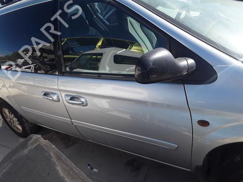 Used Right front door CHRYSLER VOYAGER IV (RG, RS) 2.8 CRD (150 hp) 20179169