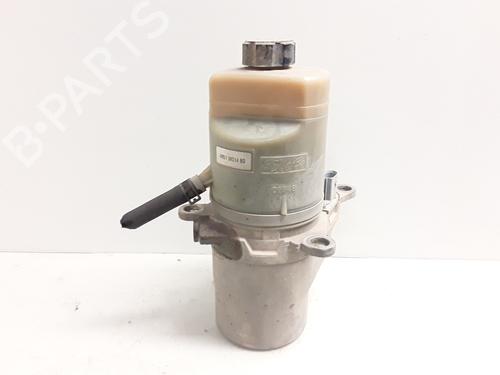Used Steering pump FORD FOCUS II (DA_, HCP, DP) 1.6 TDCi (90 hp) 21073348