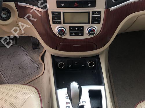 Right headlight HYUNDAI SANTA FÉ II (CM) 2.2 CRDi 4x4 | BP31373376C29 