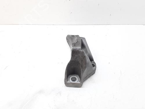 Engine mount BMW X3 (E83) xDrive 20 d | BP13075360M89