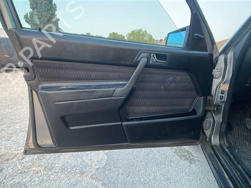 Venstre frontpanel Venstre frontpanel 38524754 38524754