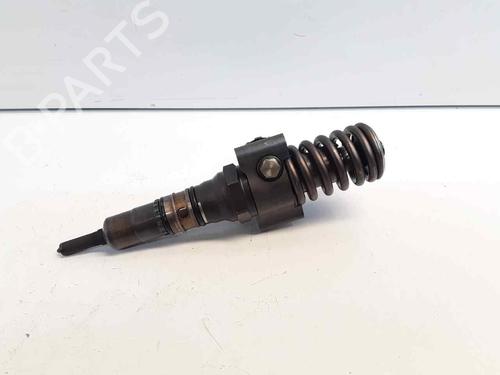 Injector VW GOLF V (1K1) [2003-2010]  32306283