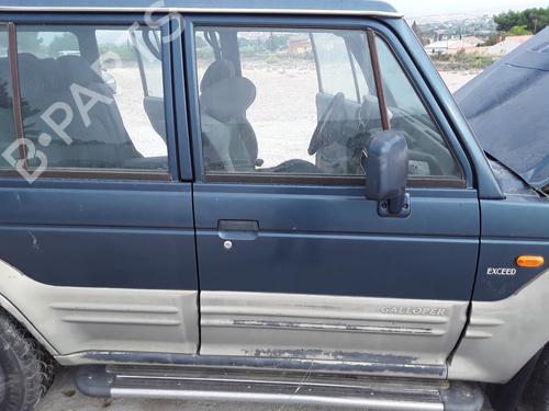 Used Right front door MITSUBISHI GALLOPER (JK-01) [1998-2003]  17670688