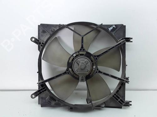Used Radiator fan TOYOTA RAV 4 II (_A2_) 1.8 (ZCA25_, ZCA26_, ZCA25W, ZCA26W) (125 hp) 11860357