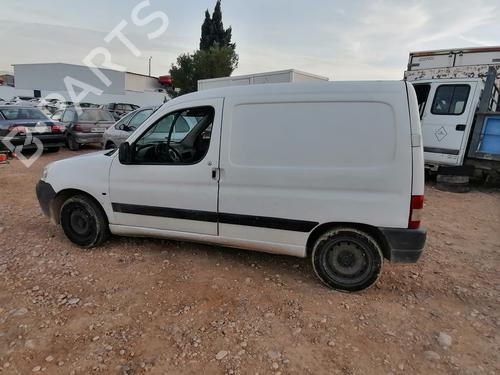 Fuse box PEUGEOT PARTNER MPV (5_, G_) 1.9 D 4x4 | BP15393910E1 