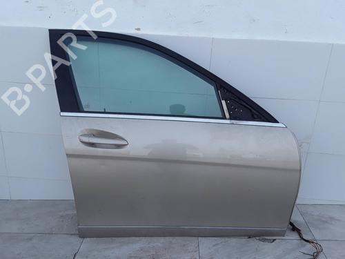 Used Right front door MERCEDES-BENZ C-CLASS (W204) C 250 CDI (204.003) (204 hp) 32160730