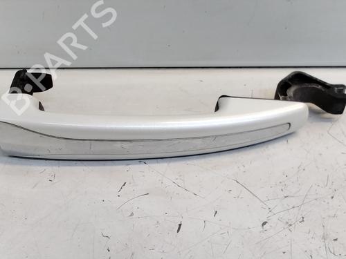 Used Front left exterior door handle Front left exterior door handle 37524841 37524841