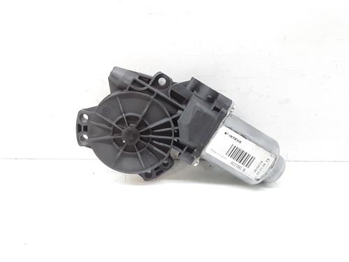 Used Right front window motor KIA SPORTAGE III (SL) 1.7 CRDi (116 hp) 13468339